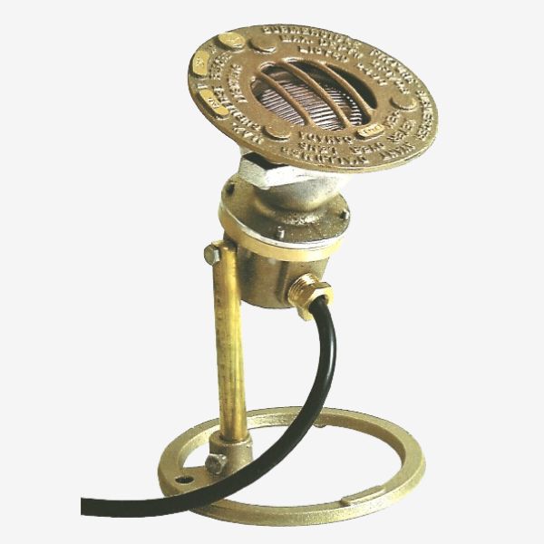 PEM E40 SUBMERSIBLE LIGHT FIXTURE